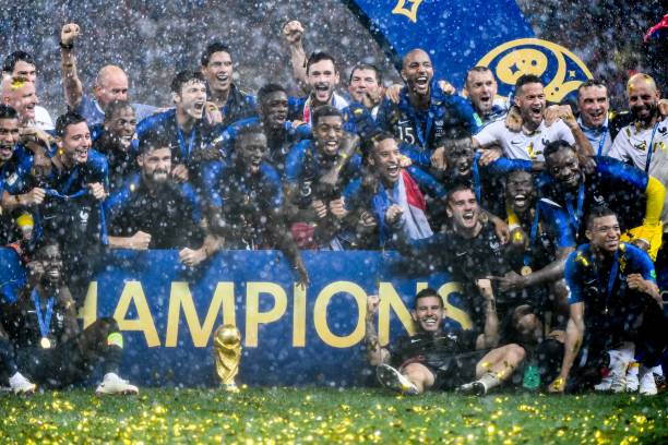 考虑多方面 考虑多方面