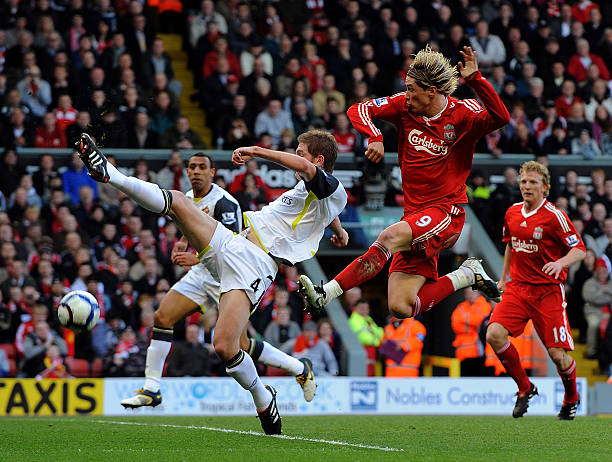 队建立了坚 队建立了坚